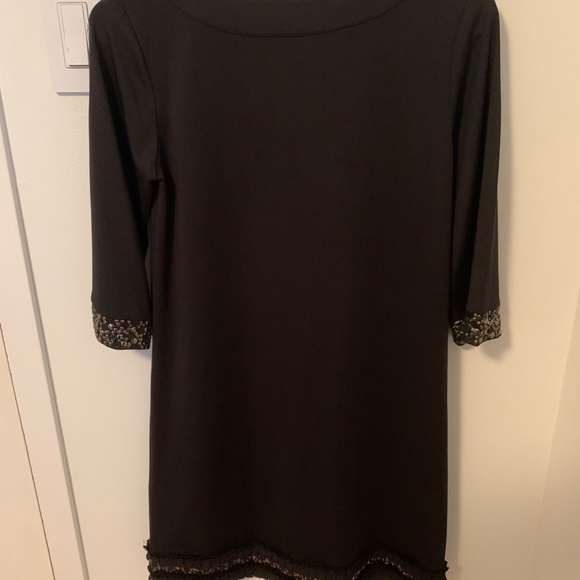 Kensie Dress with Short Sleeves - Picture 3 of 4